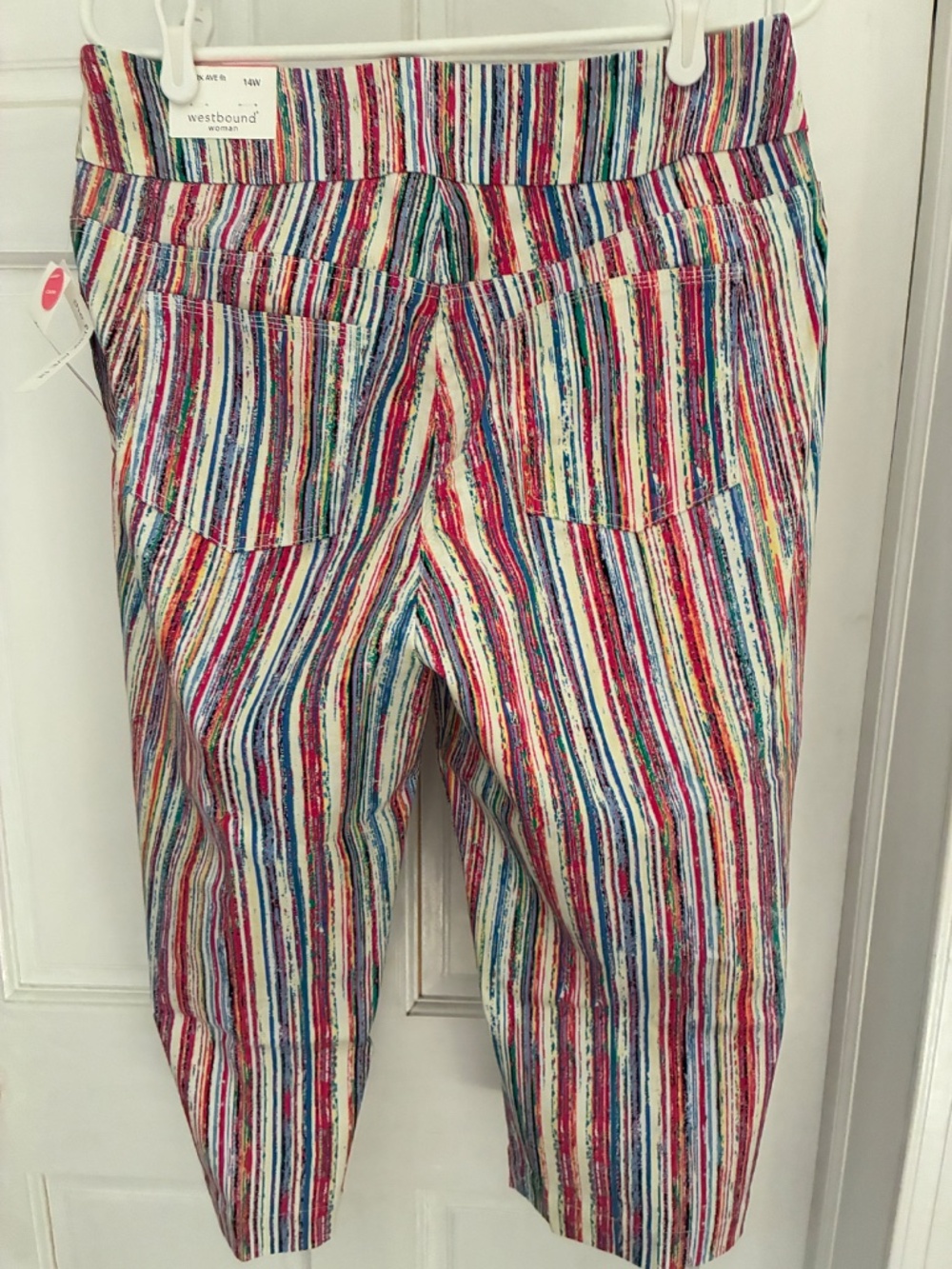 Capris - Picture 2 of 2